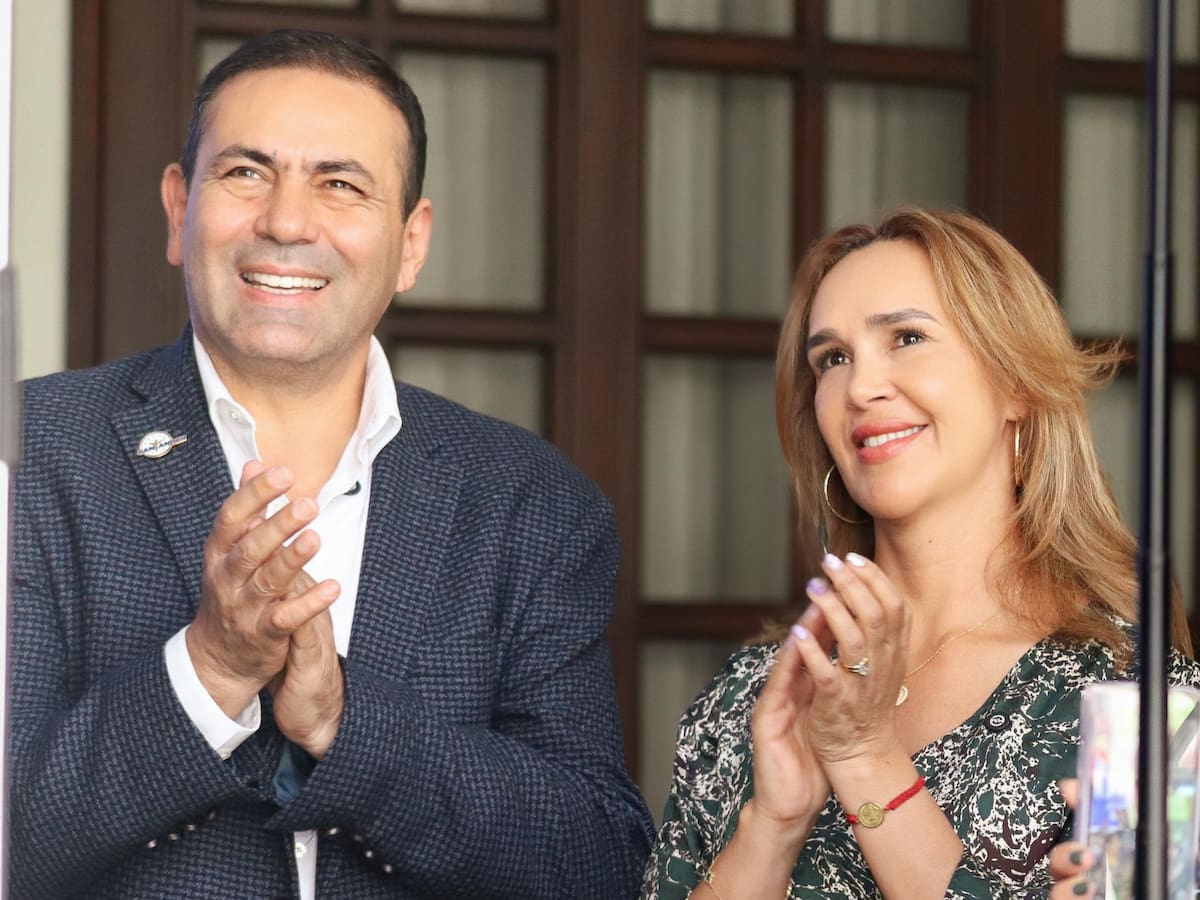 Gobernador de Santander denuncia amenazas por una circular que prohíbe alimentar animales