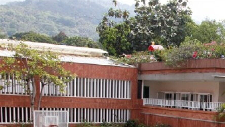 Colegio Santander . Foto:Quinta del Puente.
