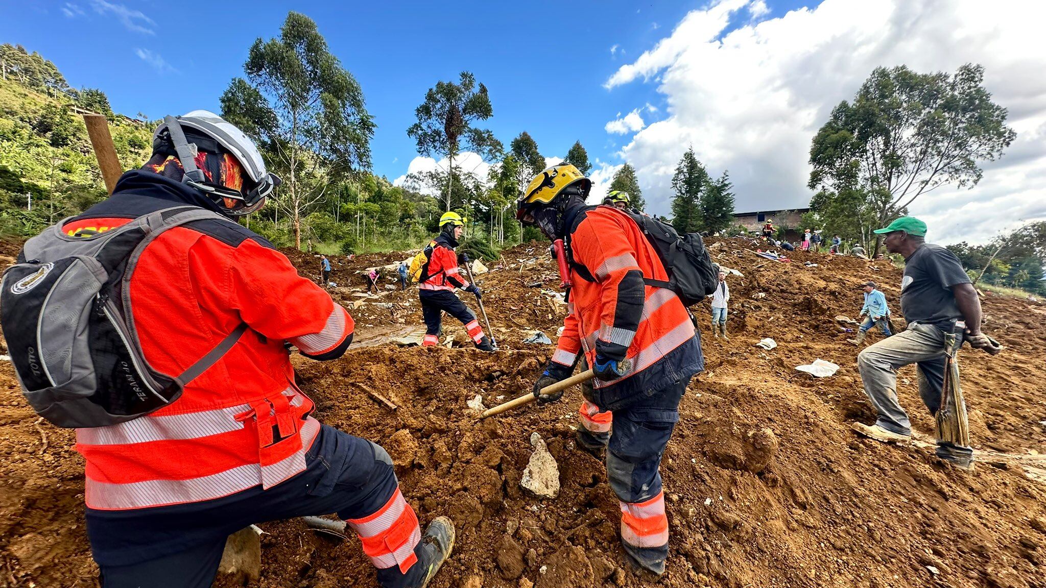 Aumenta a 13 el número de muertos por la emergencia en Bello, Antioquia. Cortesía: Gobernación de Antioquia.