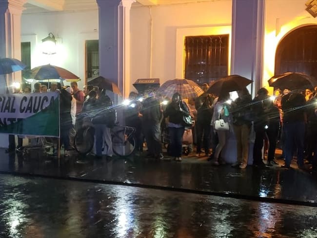 A pesar de las lluvias, ciudadanos protestaron en Popayán . Foto: Carlos Salas