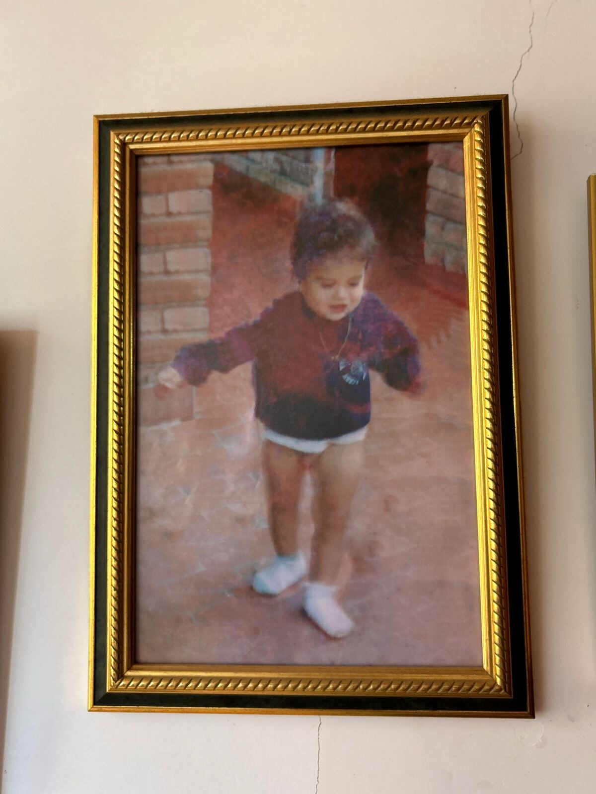 Julián Oviedo, cuando era un niño. La foto favorita de Blanca Nubia, con la que lo recuerda con felicidad.