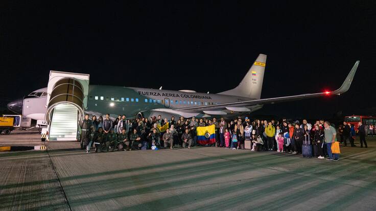 Aterrizó en Bogotá el segundo vuelo humanitario con 105 personas provenientes de El Líbano