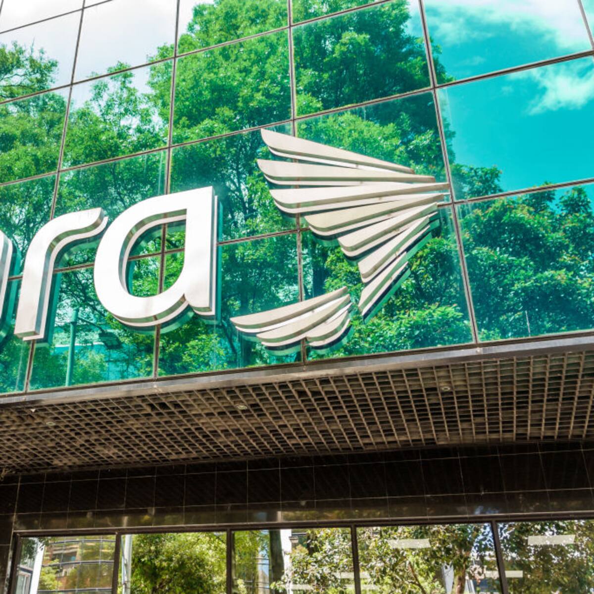 Sura busca comprar hasta el 7.5% del fondo de pensión Protección