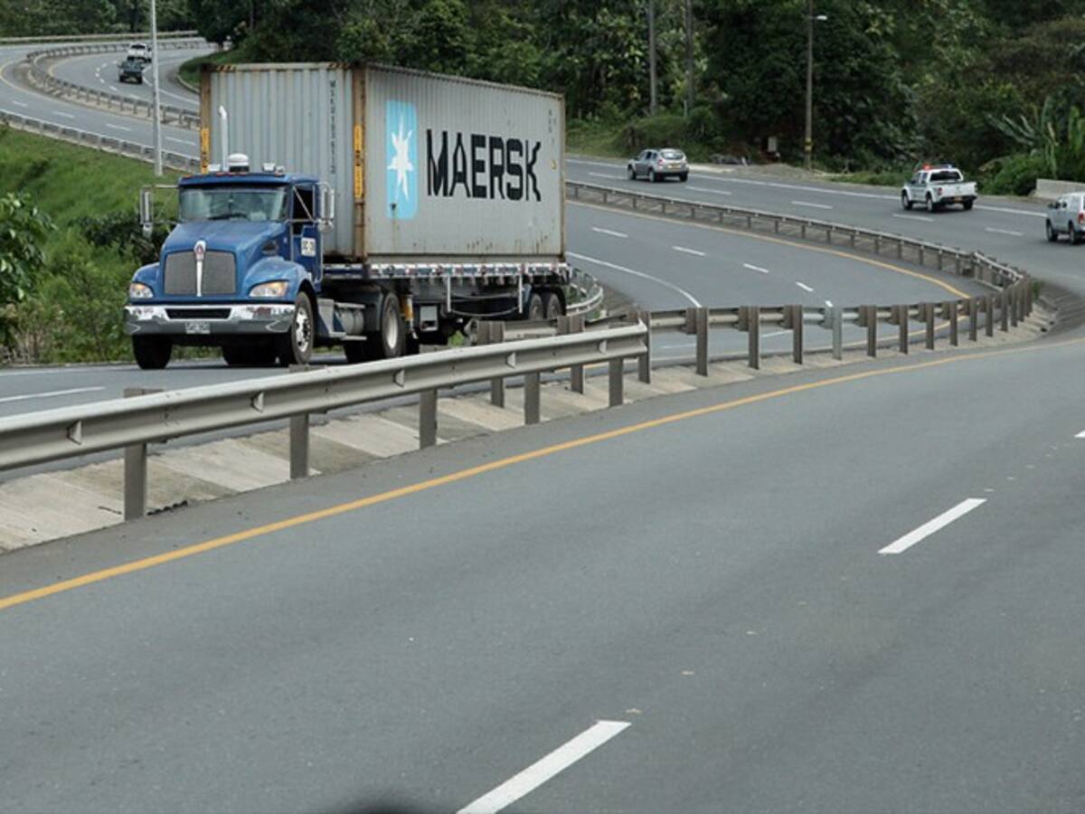 Invías suscribió contratos para atender la vía Buga – Loboguerrero