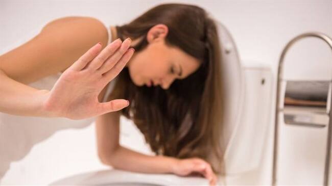 El norovirus provoca diarreas líquidas, vómitos y agotamiento en general.. Foto: BBC Mundo