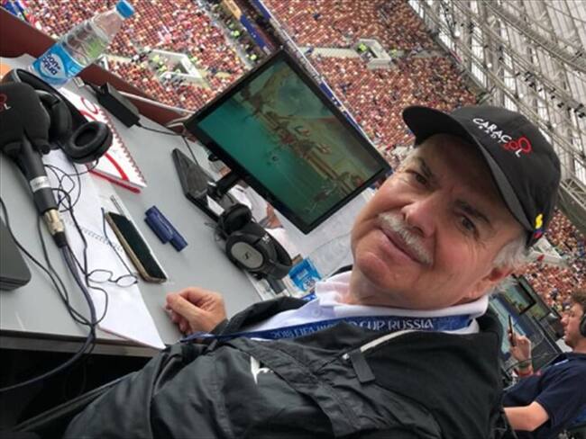 El periodista deportivo, Iván Mejía. Foto: Twitter/ @PajaritoDeIvan.