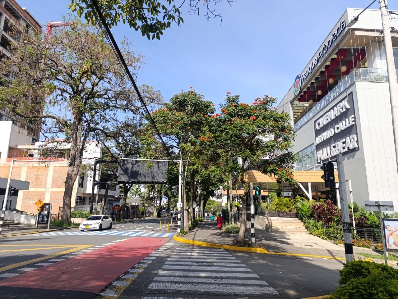 Millonario hurto en centro comercial de Pereira (foto: Caracol Radio)