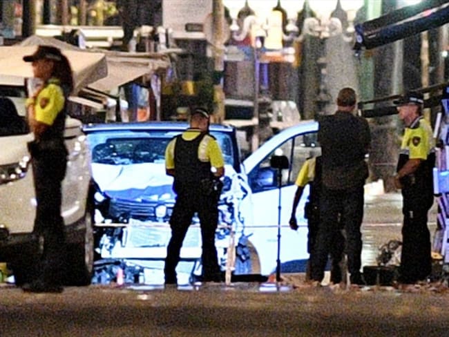 Policía abate a cuatro presuntos terroristas en Barcelona. Foto: Getty Images