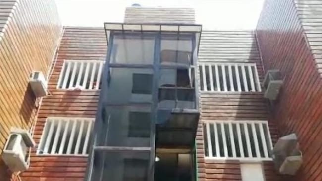 Dos hombres murieron tras caerles encima un ascensor. Foto: Cortesía