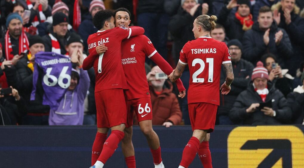 Liverpool tras su victoria ante Fulham en la Premier League. Foto: