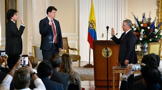Hassan Nassar y Víctor Muñoz se posesionaron como consejeros de Duque. Foto: Presidencia