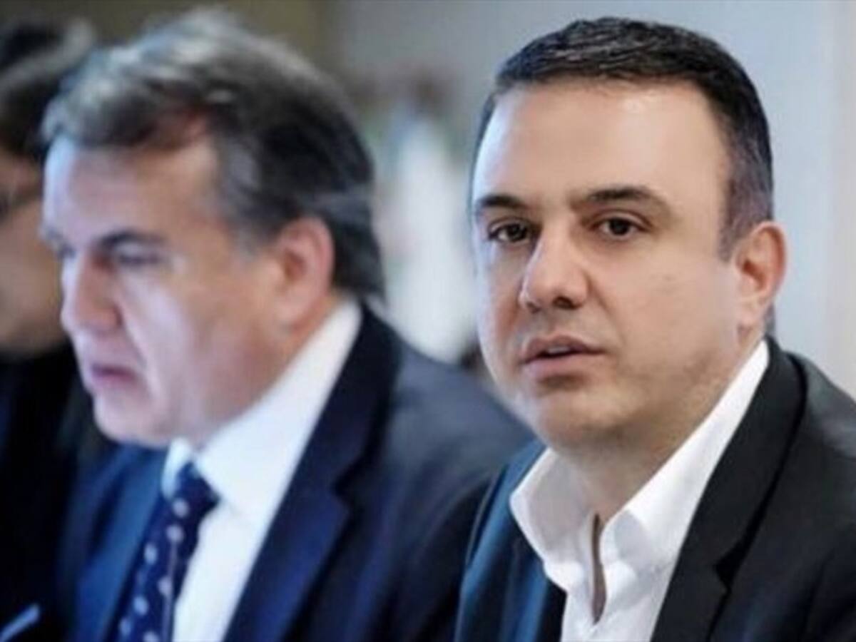 La defensa del gobernador Edwin Besaile