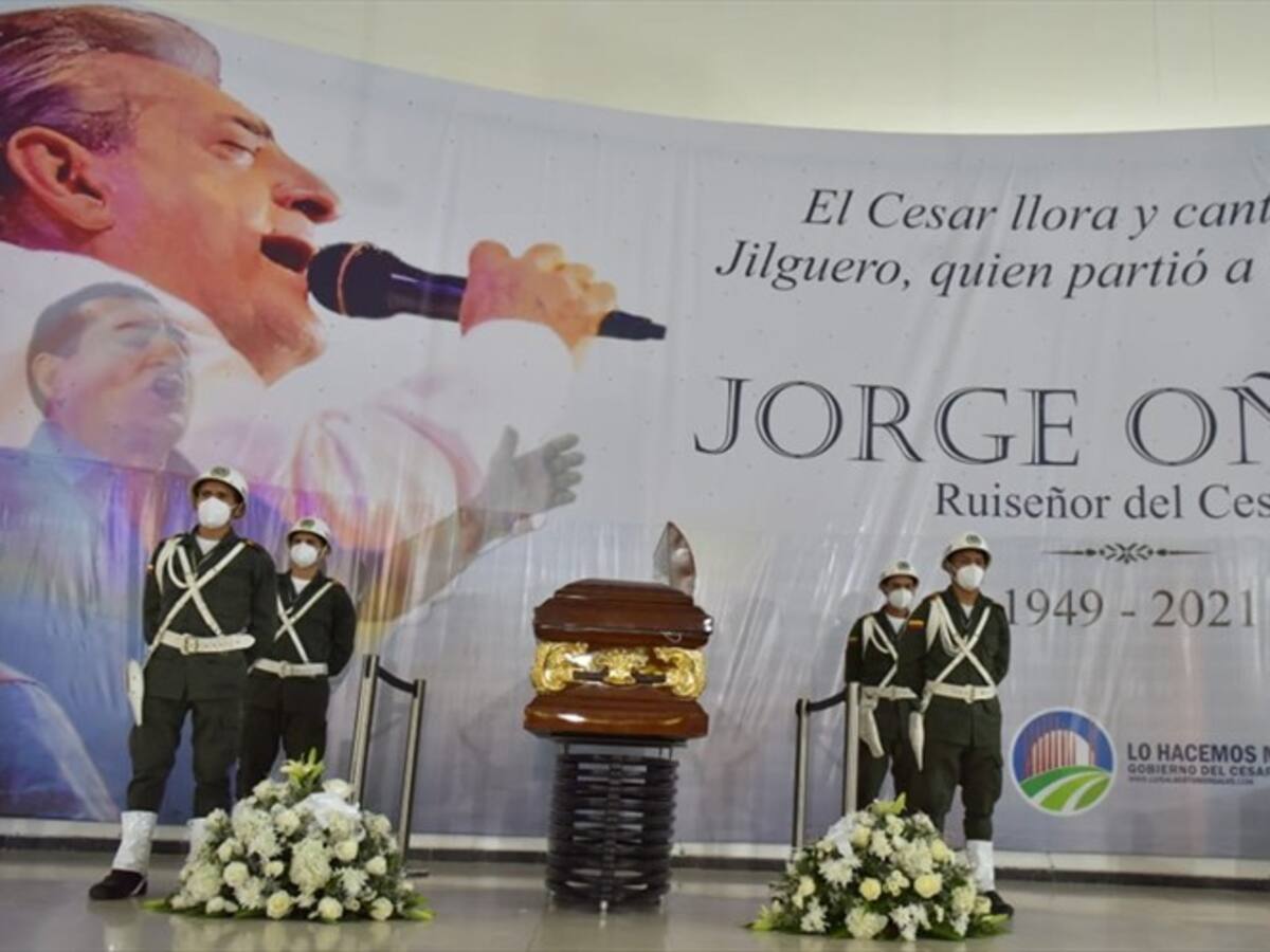 Entre lágrimas y canto se realizó homenaje póstumo a Jorge Oñate