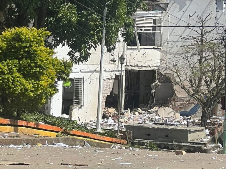 Varias edificaciones quedaron destruidas. Crédito Suministrada