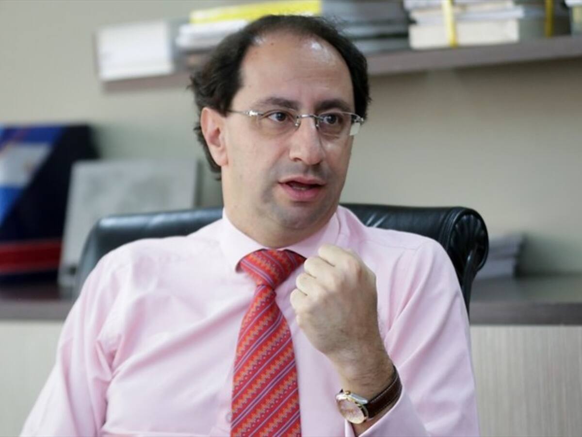 Esto no se hizo a hurtadillas: Minhacienda sobre suspensión de Ley de Garantías