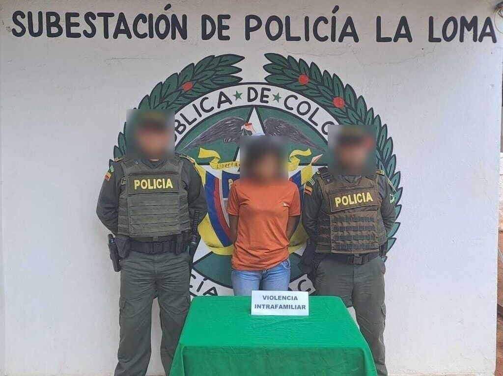 Mujer capturada por violencia intrafamiliar. Foto: Policía Nacional
