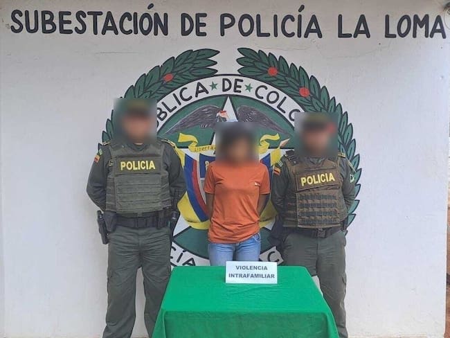 Mujer capturada por violencia intrafamiliar. Foto: Policía Nacional