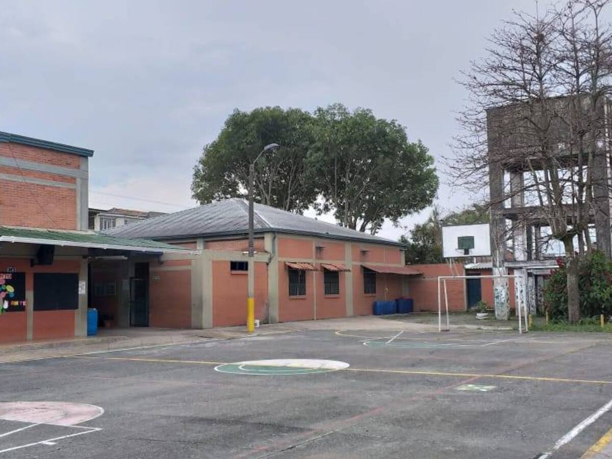 Denuncian a rector y coordinador de colegio en Pereira por violencia de género