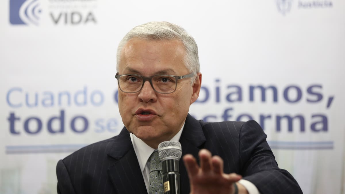 Procuraduría denuncia presunto atentado contra vehículo del procurador Néstor Osuna