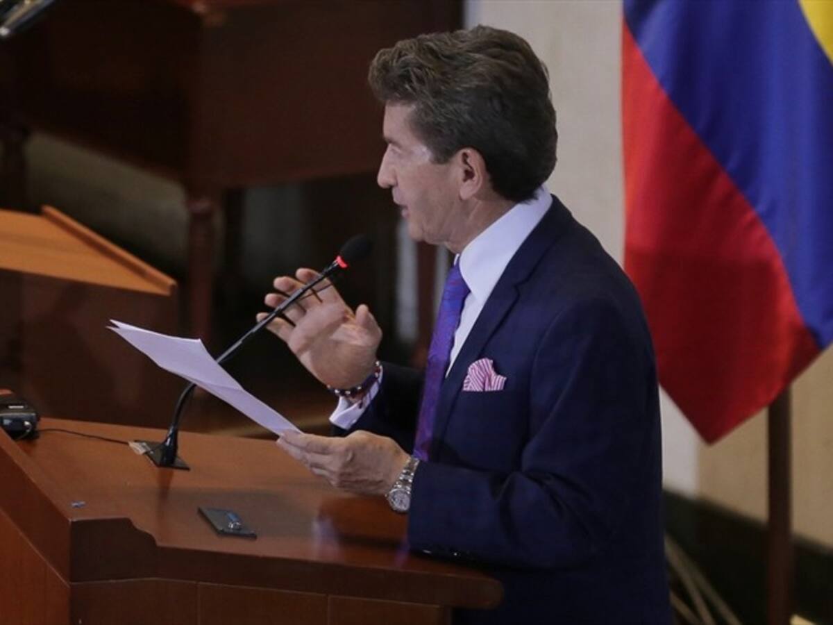 Antioquia pide que le devuelvan dineros para construcción de colegios