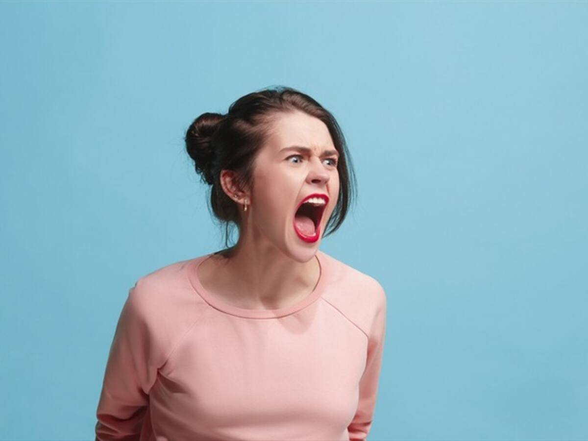 De acuerdo a un estudio, personas con mal genio tendrían más dinero y vivirían más