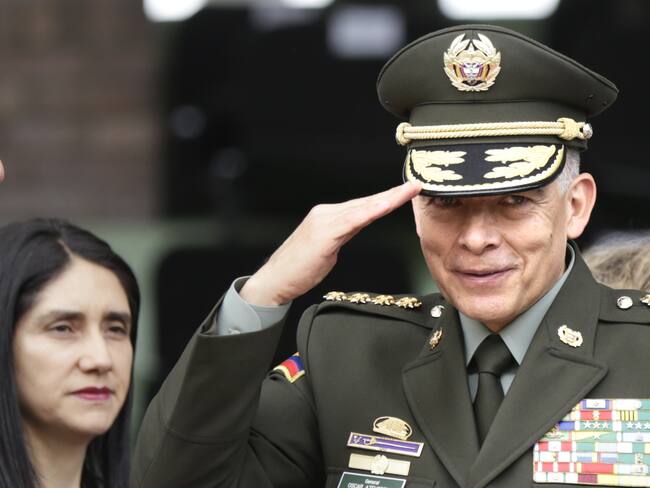 Suspenden lectura de fallo disciplinario contra Óscar Atehortúa Duque, exdirector de la Policía