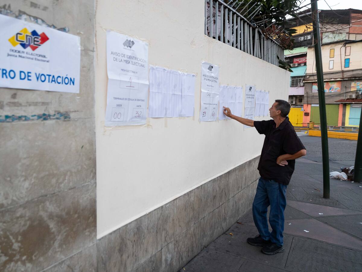 Abrieron los centros de voto en Venezuela para las elecciones regionales y legislativas