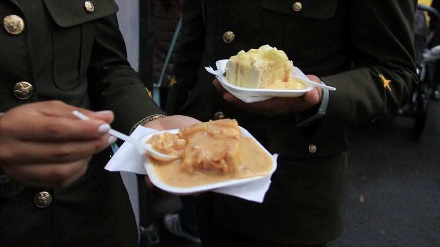 Los postres exhibidos en platos de icopor en las tiendas tradicionales del municipio de Iza en Boyacá serán parte del pasado. Foto: Colprensa
