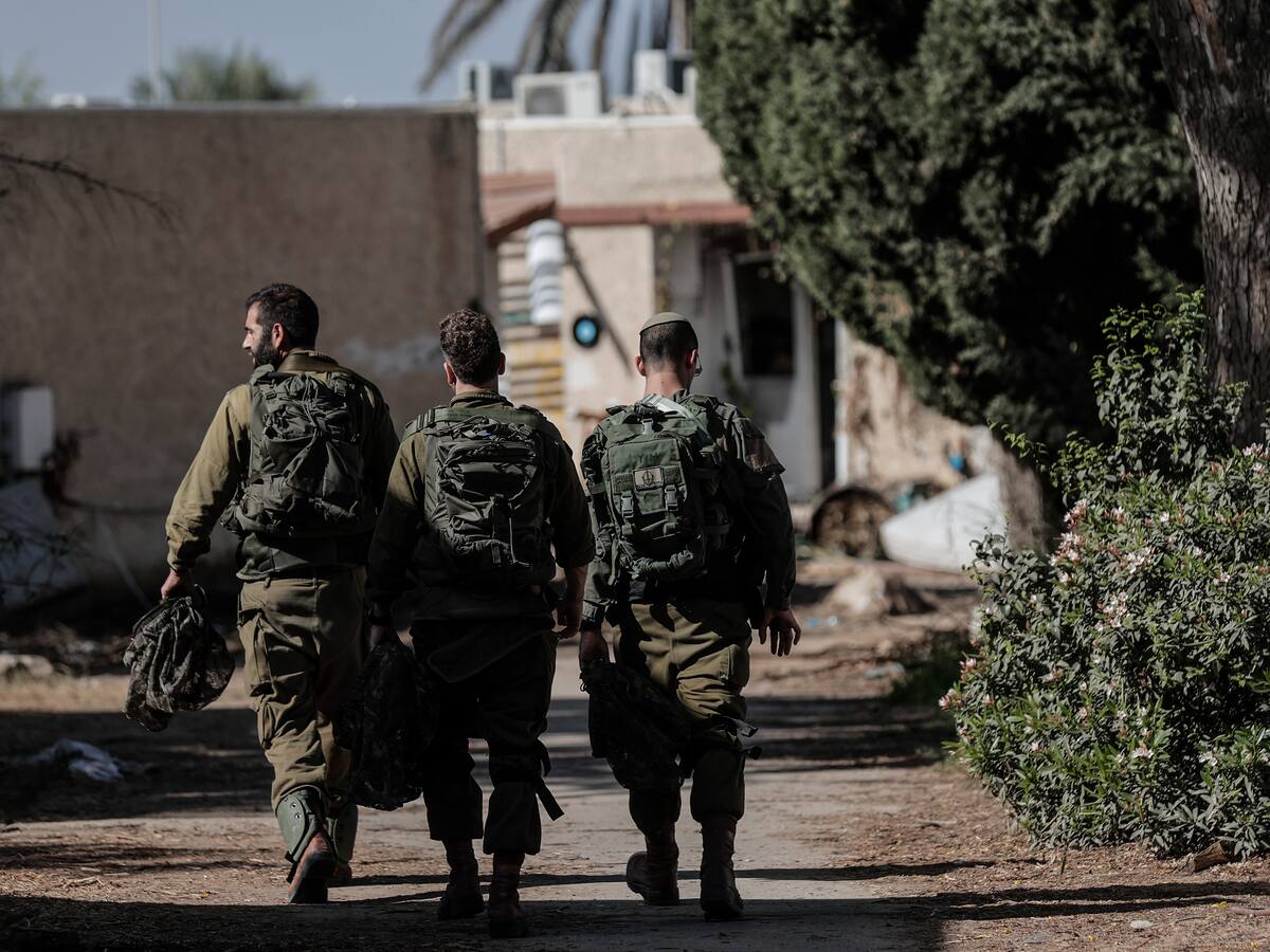 Trece soldados israelíes murieron por “fuego amigo” en medio de ofensiva en Gaza