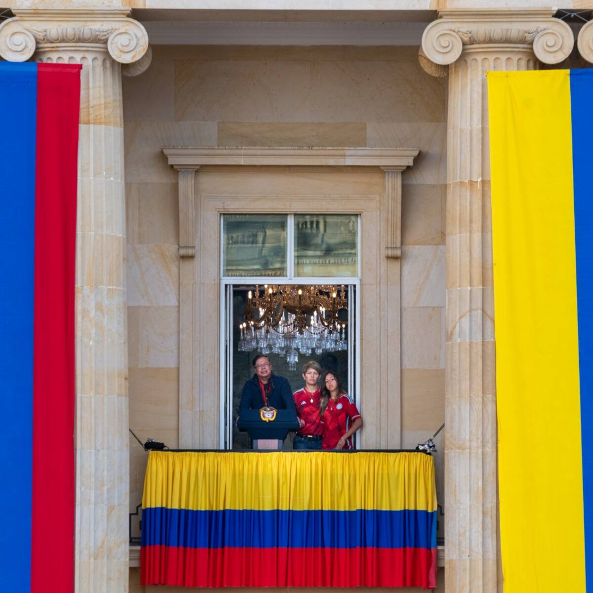 “Sueltan a los asesinos, pero no sueltan a nuestra juventud”: Gustavo Petro