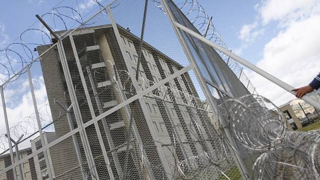 Los delincuentes tenían cuadernos con informaciones extorsivas y agendas con base de datos de víctimas.. Foto: Colprensa