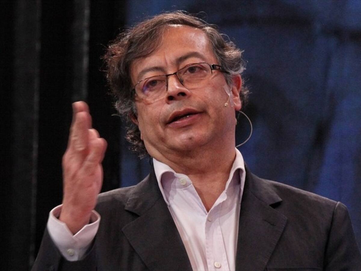 Expertos desmienten trino de Gustavo Petro sobre variante delta de COVID-19