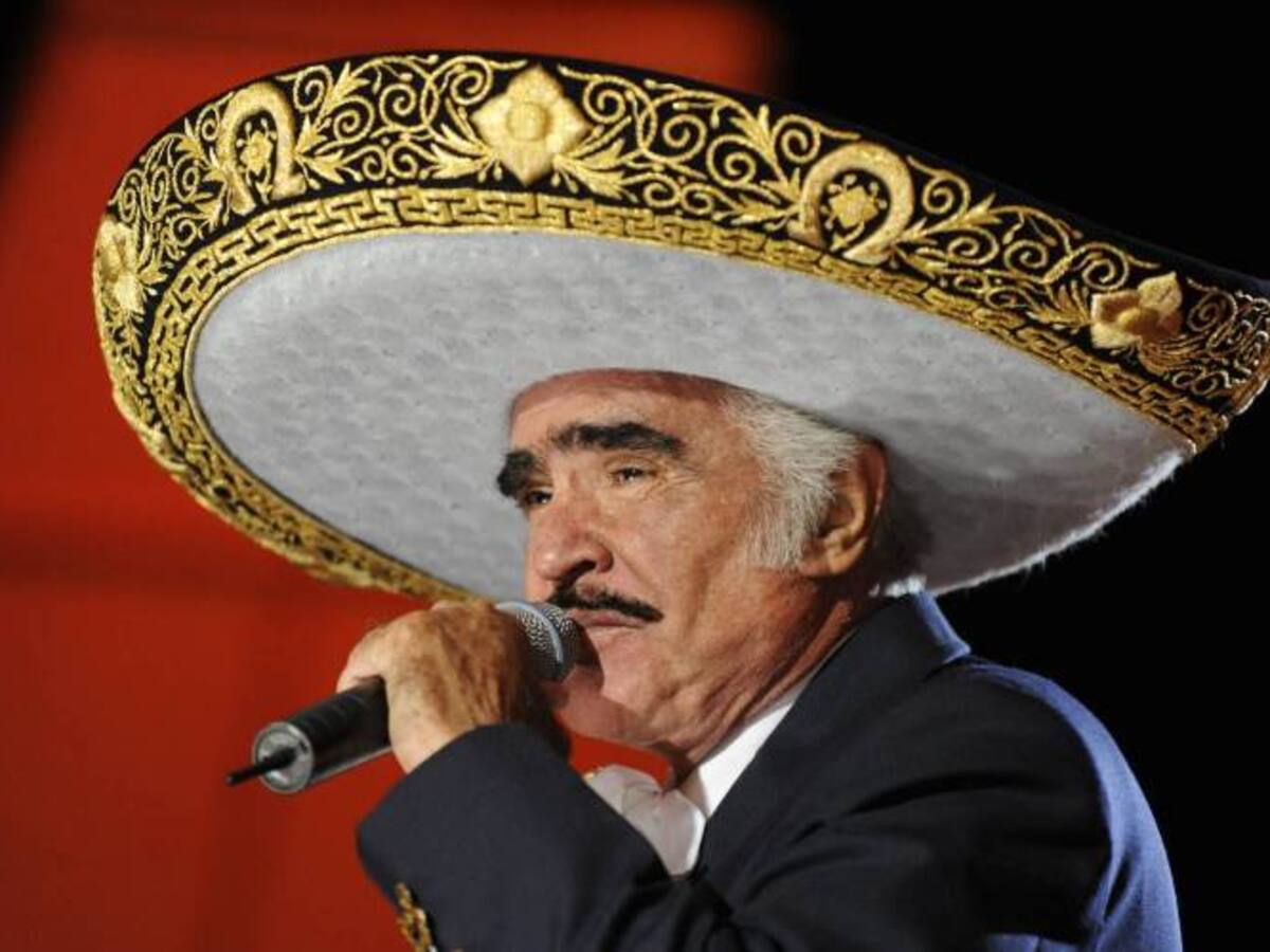 Vicente Fernández avanza en su recuperación y podría salir del hospital