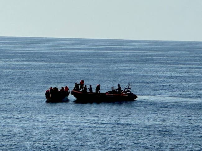 Imagen de referencia migrantes rescatados en el mar. Foto: