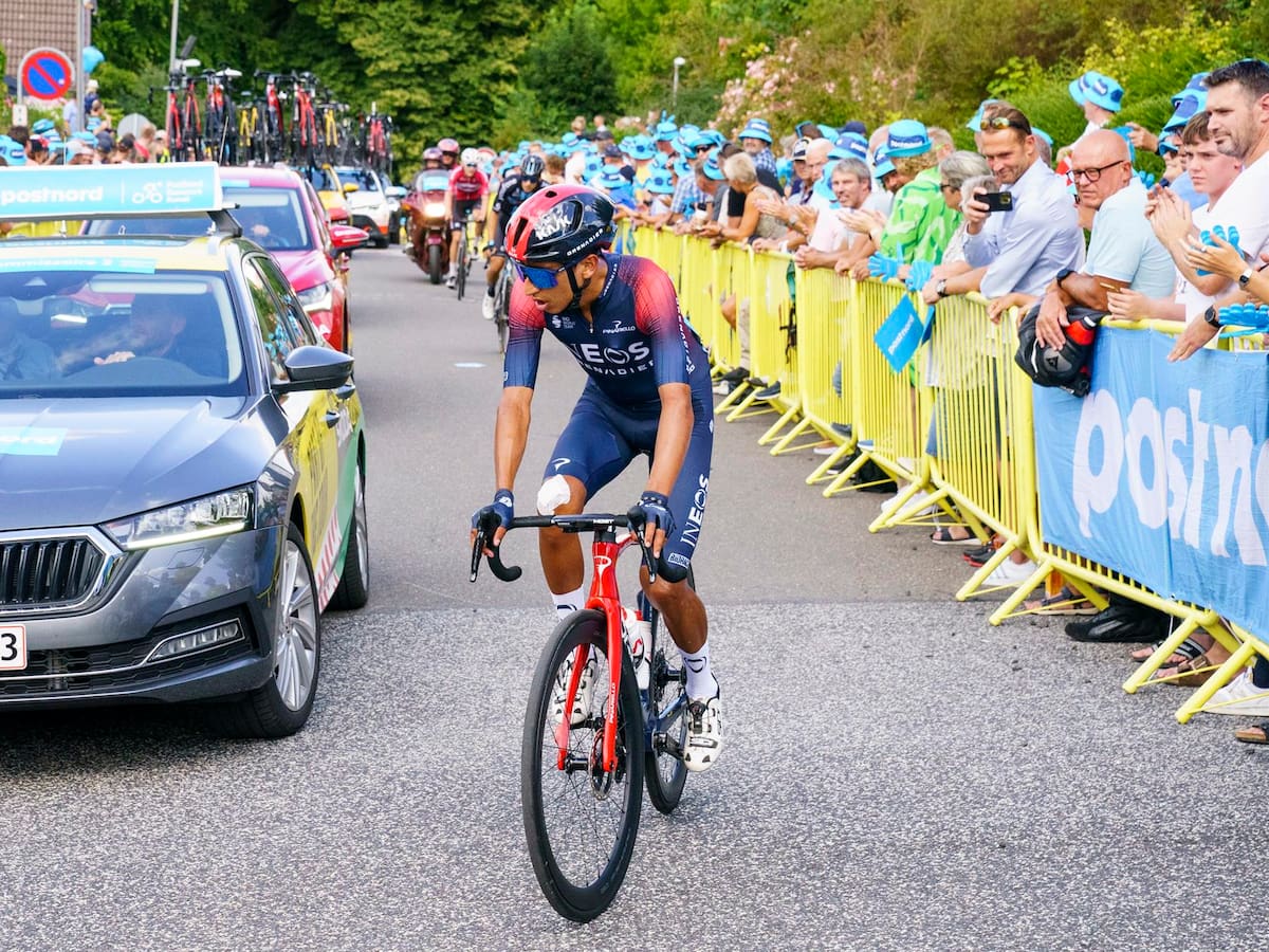 Egan Bernal se retiró del Tour de Dinamarca en la última etapa