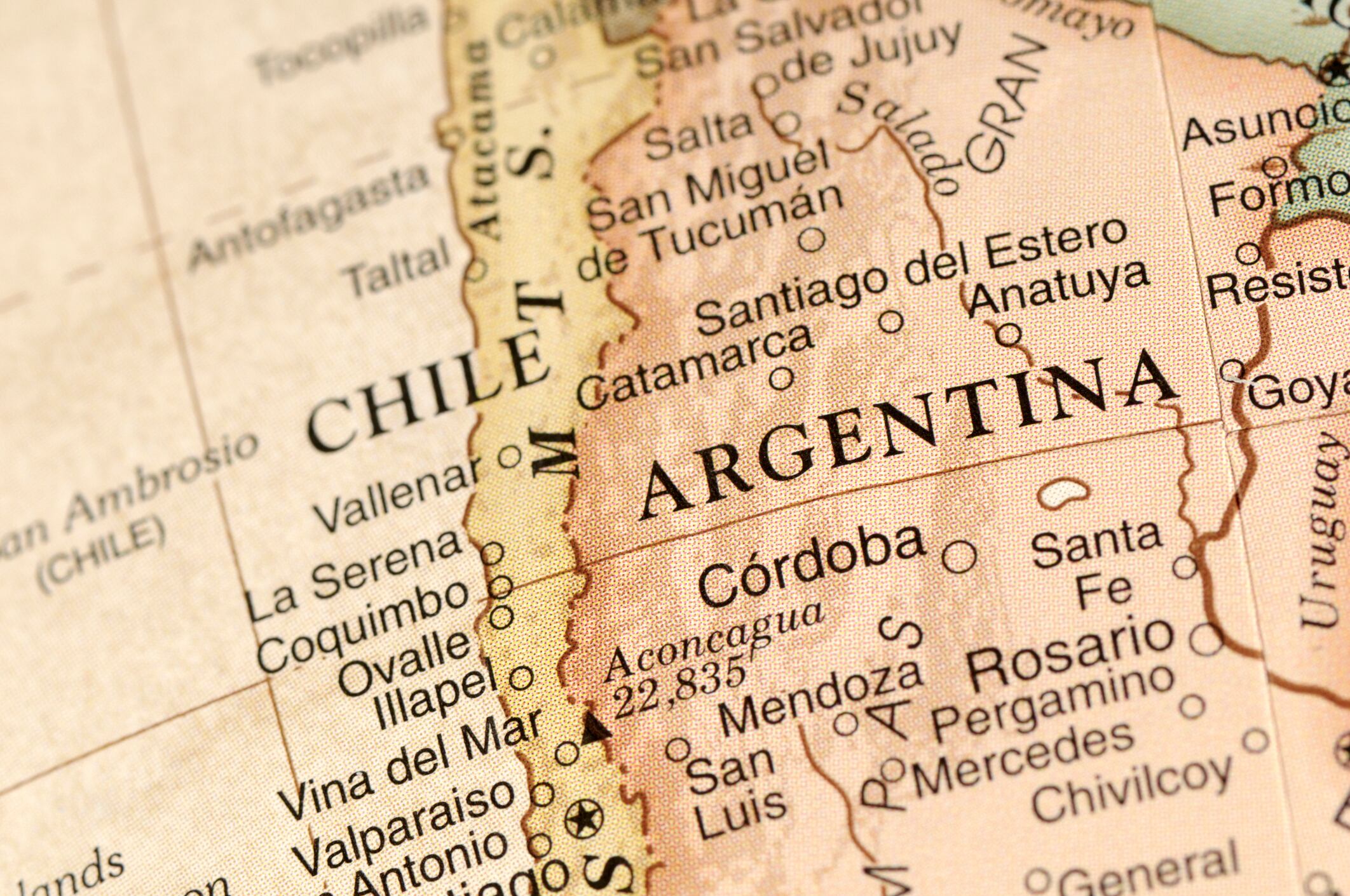 Mapa de Chile y Argentina. Foto: Getty Images.