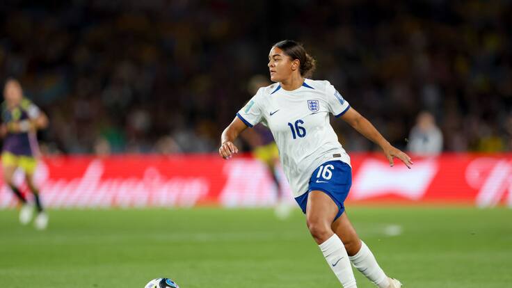 Colombia ha sido inspiración para el fútbol femenino: Jess Carter, jugadora de Inglaterra