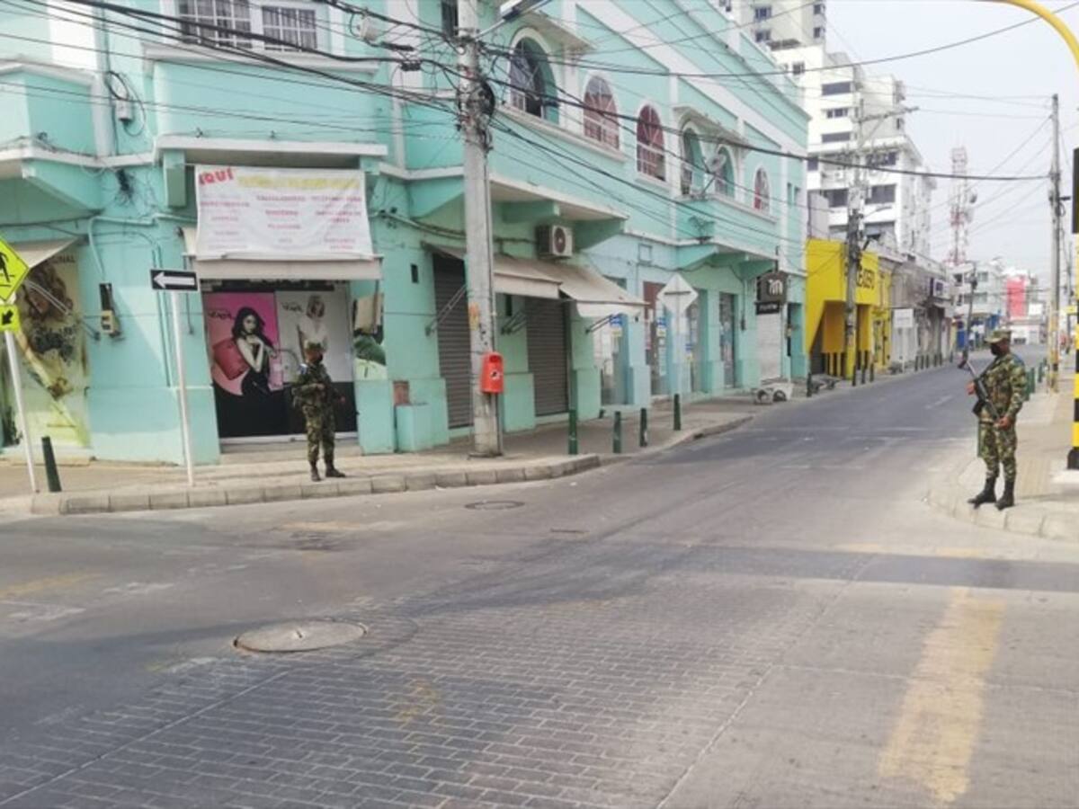 Decretan toque de queda en Córdoba durante el puente festivo