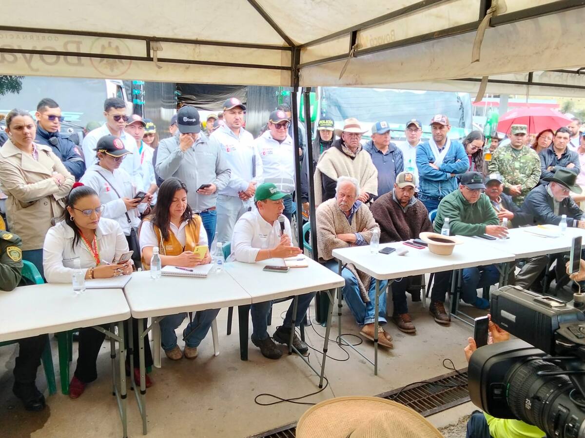 Campesinos y Gobierno Nacional avanzan en diálogos: se flexibiliza el bloqueo en Boyacá