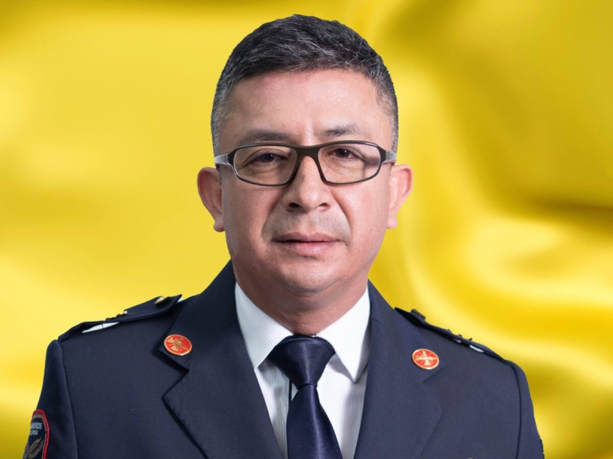 Renunció director nacional de Bomberos tras denuncias por presuntas irregularidades