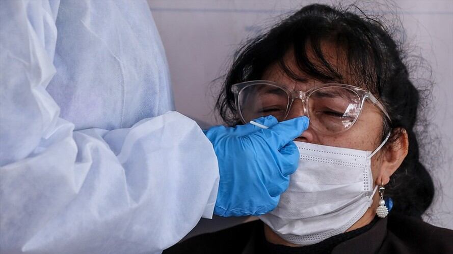 Se mantienen suspendidos los pilotos de alternancia, el cierre de playas y no están permitidas actividades comerciales como bares, discotecas y billares en Atlántico. Foto: Colprensa / CAMILA DÍAZ