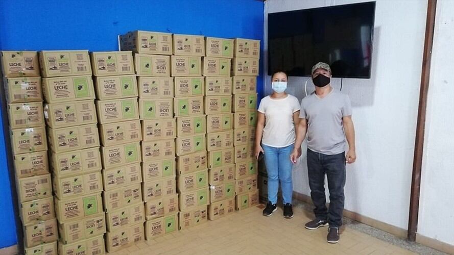 Fedegán donó miles de litros de leche a población en condición de discapacidad. Foto: Colprensa