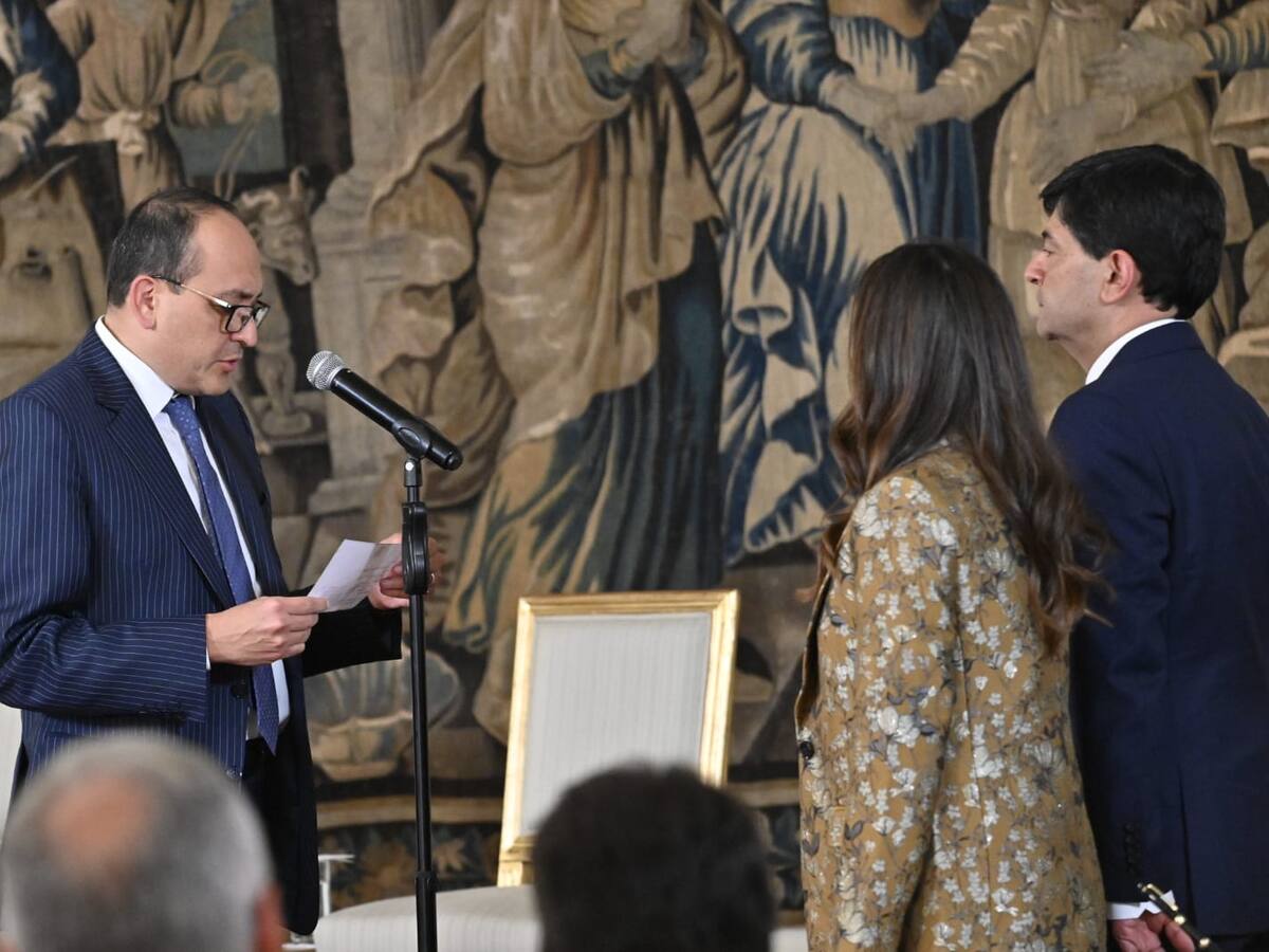 Posesiones de magistrados ahora las hará el secretario jurídico de la Presidencia