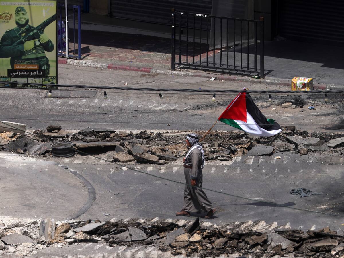 Una niña palestina de 13 años muere por disparos de Israel en la Cisjordania ocupada