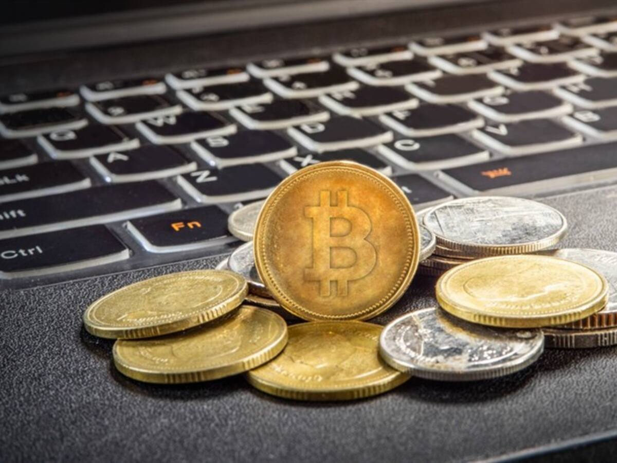 Narco pierde millones de dólares en Bitcoin por botar el papel dónde tenía las claves
