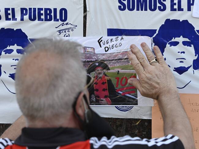 Foto de referencia de juicio de Maradona. Foto: Juan MABROMATA / AFP) (Photo by JUAN MABROMATA/AFP via Getty Images.