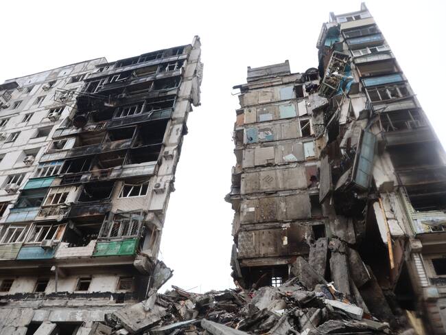 MARIUPOL, UKRAINE - APRIL 13: A view of partially destroyed building in the Ukrainian city of Mariupol under the control of Russian military and pro-Russian separatists, on April 13, 2022. (Photo by Leon Klein/Anadolu Agency via Getty Images)