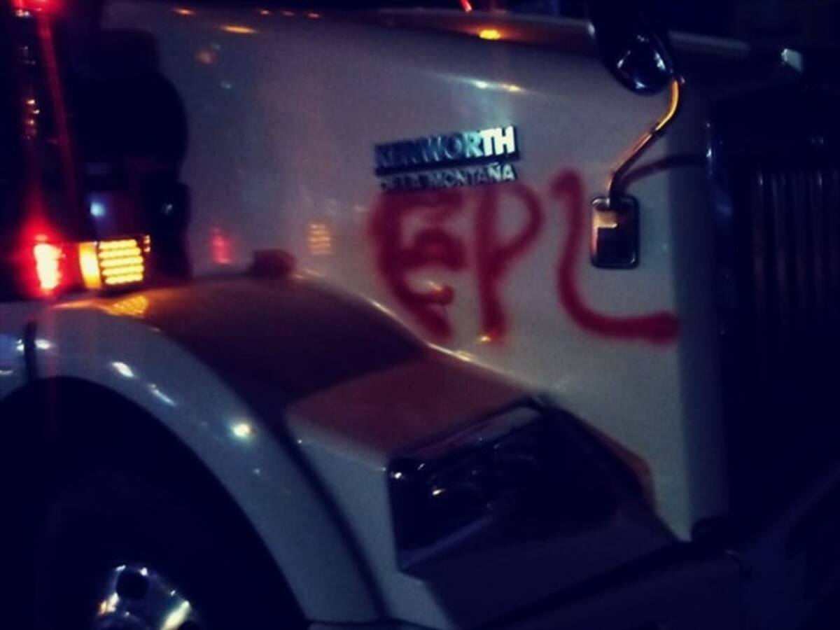 Supuestos integrantes del Epl asaltaron vehículos en Cauca