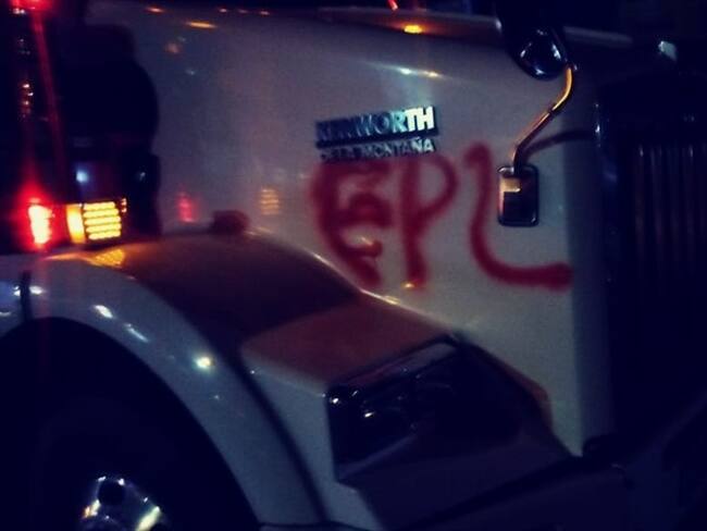 Supuestos integrantes del Epl asaltaron vehículos en Cauca. Foto: Cortesía Sucesos Cauca