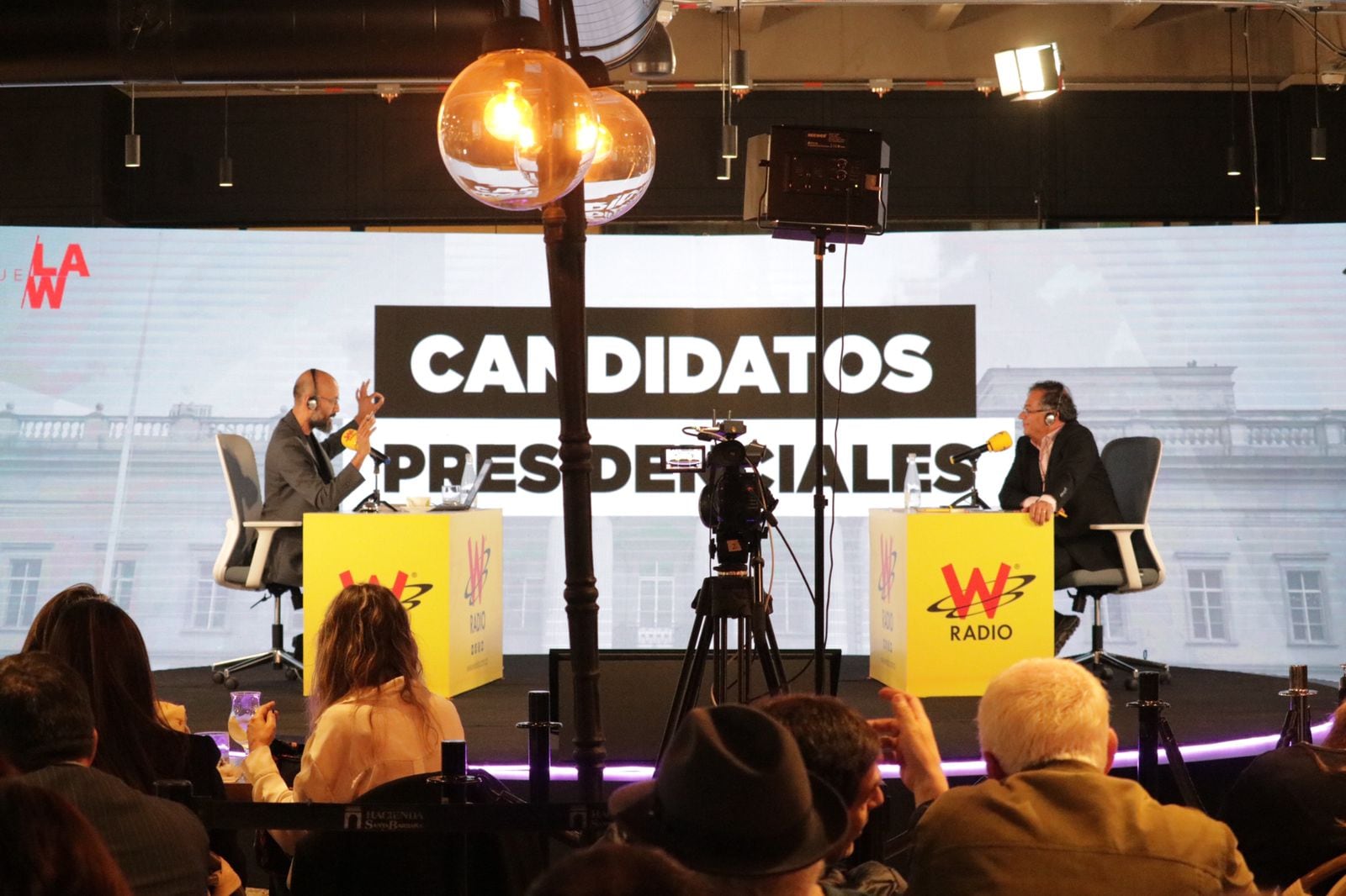 Gustavo Petro en Sigue La W con Juan Pablo Calvás: hablemos de propuestas. Foto: Redacción W Radio